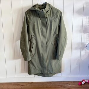 Lululemon Rain Rebel Stretch Jacket women’s